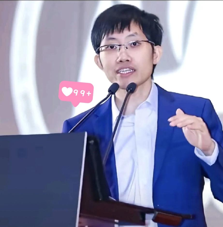 最近那个搞DeepSeek的梁文锋算是被推上风口浪尖了。大家才猛然醒悟，原来