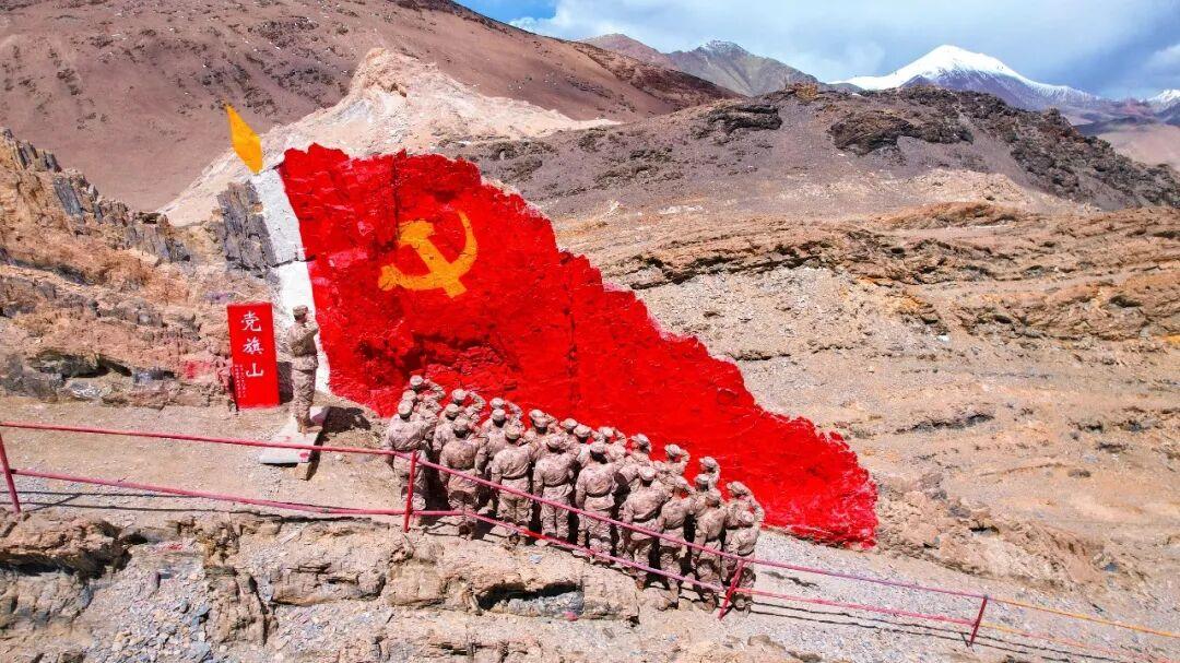 军校的无军籍招生（如国防科技大学、军医大学等招收的地方生）仅面向普通高中应届毕业