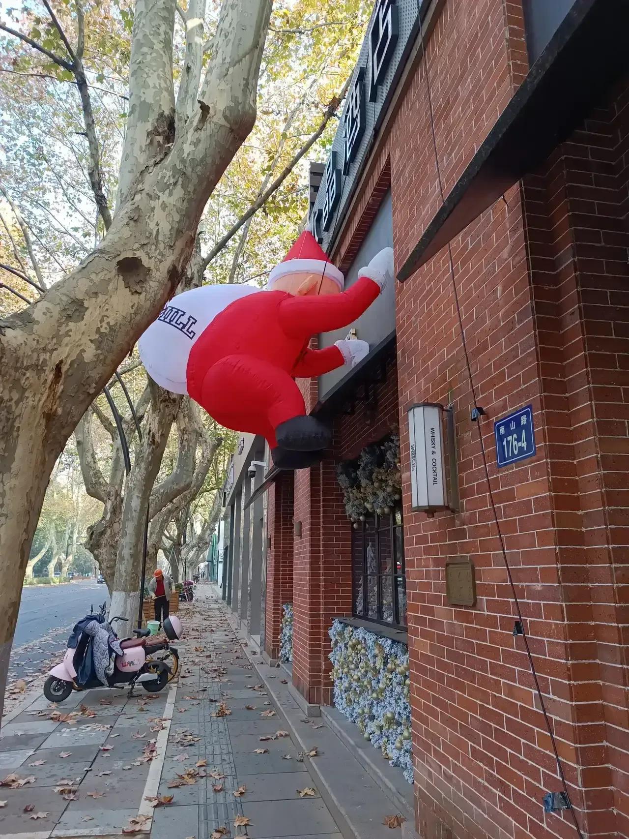 你认为房价还会大起大落吗？杭州房价下跌空间，应该还有百分之五十以上吧？可为什么