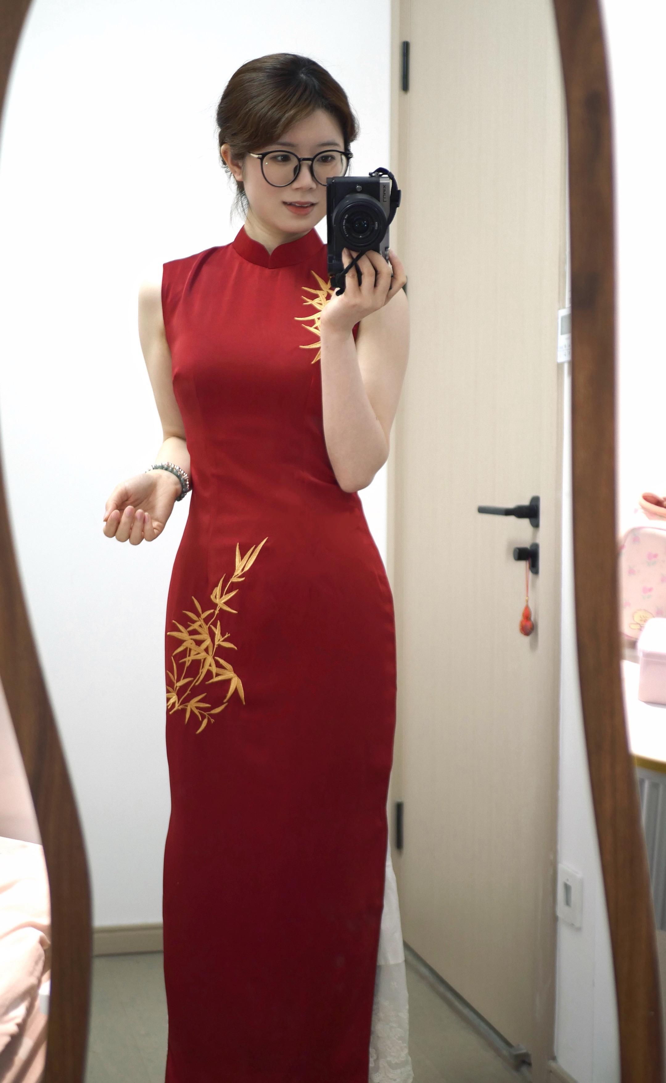 走停停 走停停。旗袍：江南絮 ｜勇气