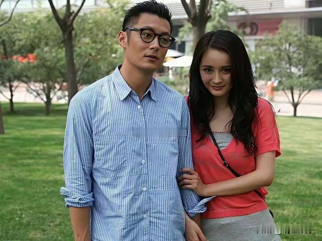 杨幂这个时候还是很清纯的