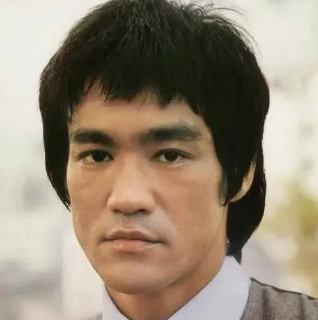 32岁的李小龙去世，我不意外，他儿子李国豪才28岁去世，我也不意外，但最