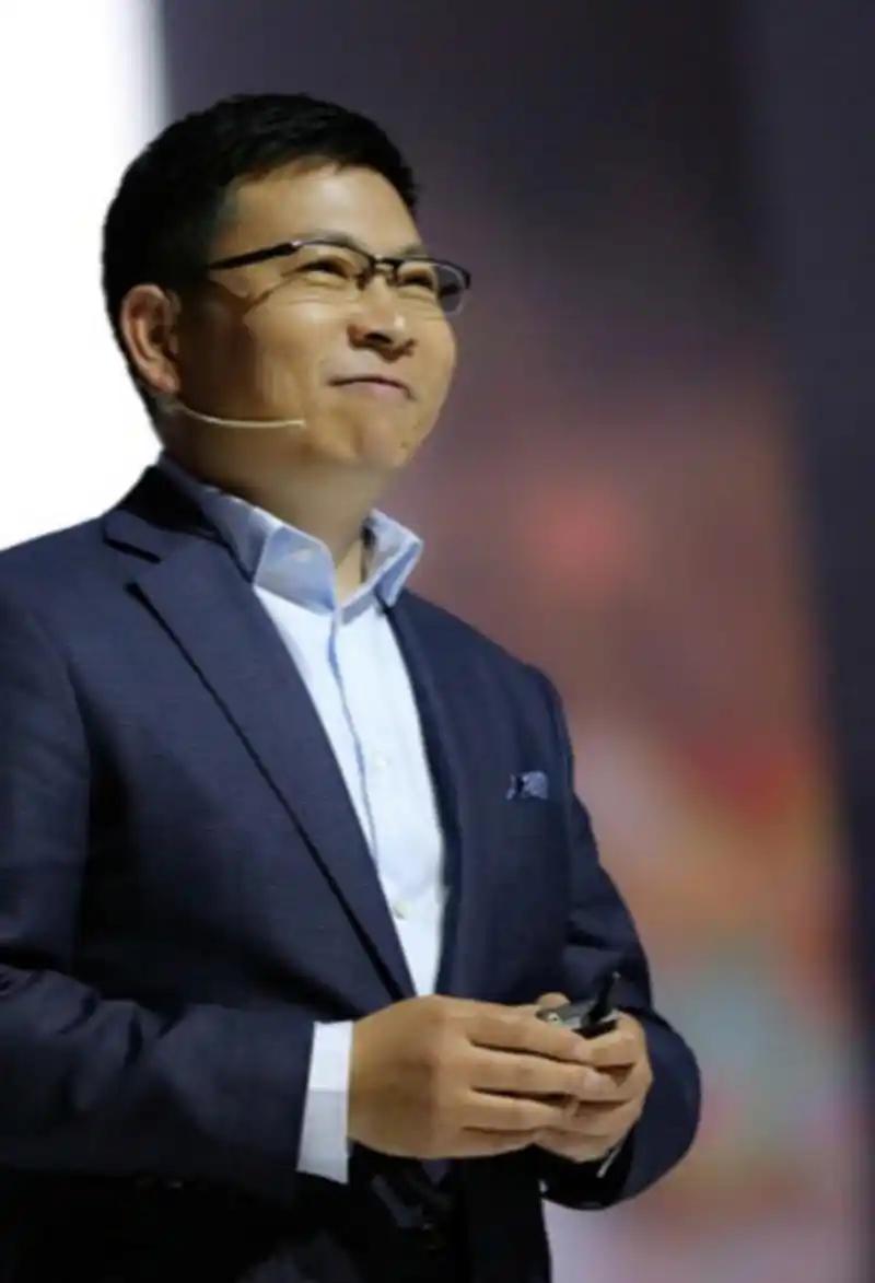 余承东曾称，按华为标准，有些车一台都不能出厂！余承东此前曾经表示：“按华为的