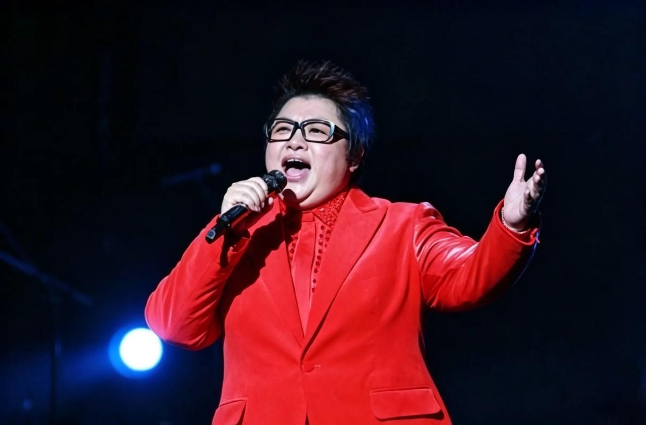 如何看待韩红的音乐艺术水平？一曲《青藏高原》响彻大江南北，《天路》更是成为跨越