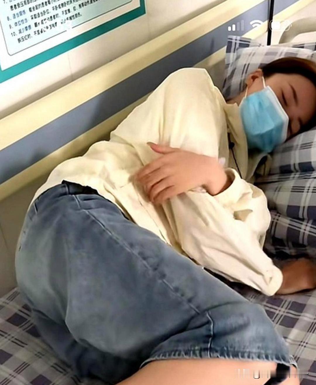 杭州有个姑娘，因为一直没工作没收入，无奈之下决定把父母留给她的那套400万房子卖