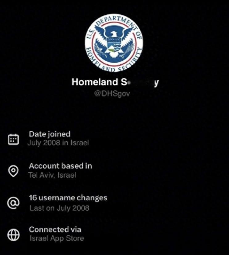 据媒体11月24日报道：社交平台X新功能爆出大瓜，美国国土安全部账号的IP地址居