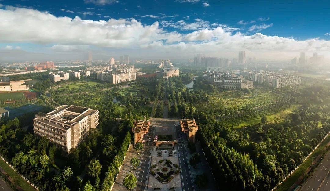 成都中医药大学迎来新书记,本科毕业于西华师范,是熊猫研究专家