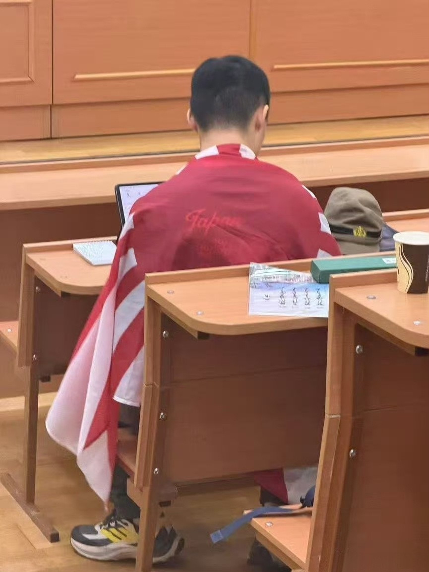 你们看看这是不是你们那儿产的贵物​​​