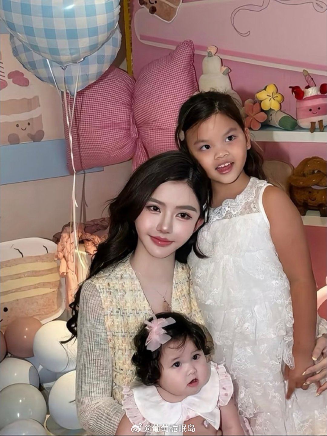 爹的影响，太大了！韩安冉的两个女儿，同妈，不同爹，我真的会，偏心。大女儿和参加变