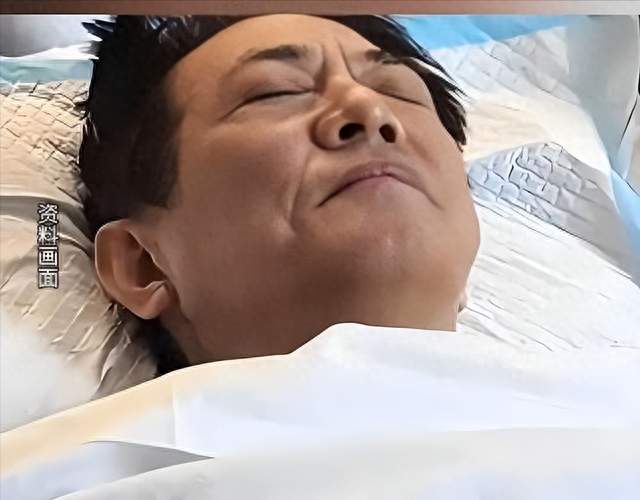 李连杰: 后事一切从简, 无须立碑也无须办丧事, 树葬海葬全无所谓