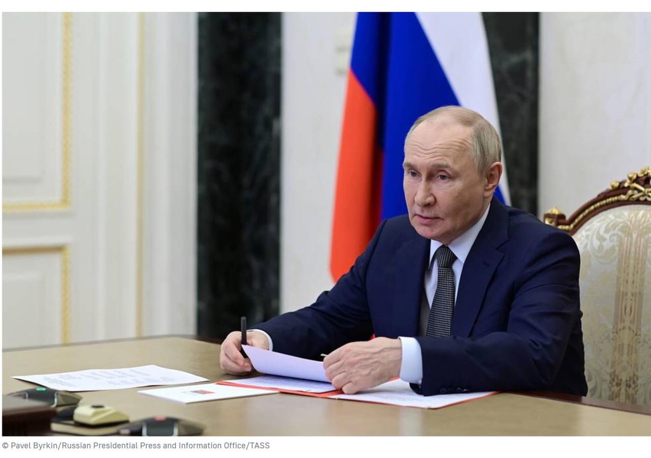 五国施压解放军撤出台海？不到一天，普京公开力挺中国这一次解放军“正义使命-2