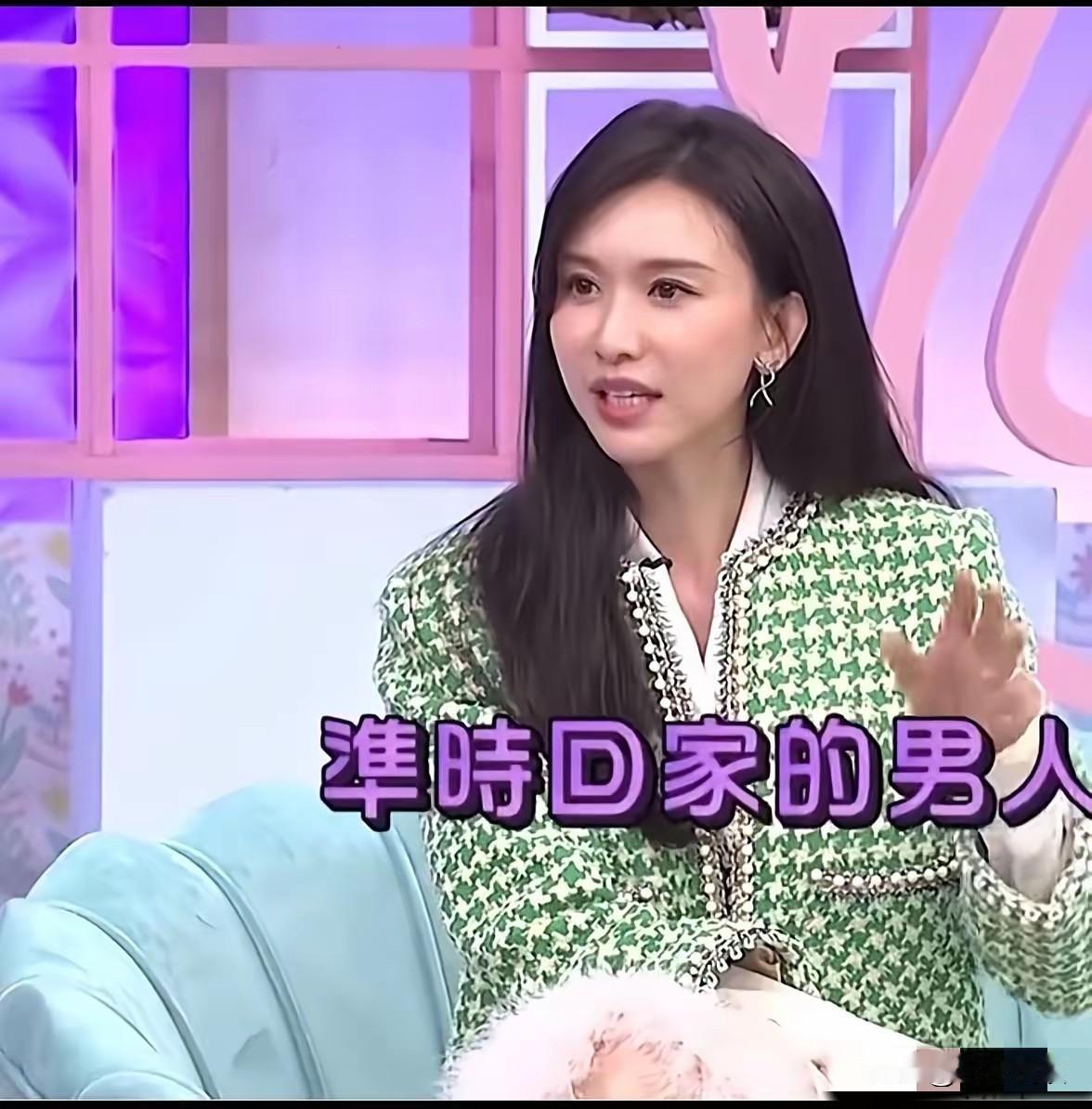 真是没有对比就没有伤害小S要是知道林志玲会输出这么一段话她会不会后悔