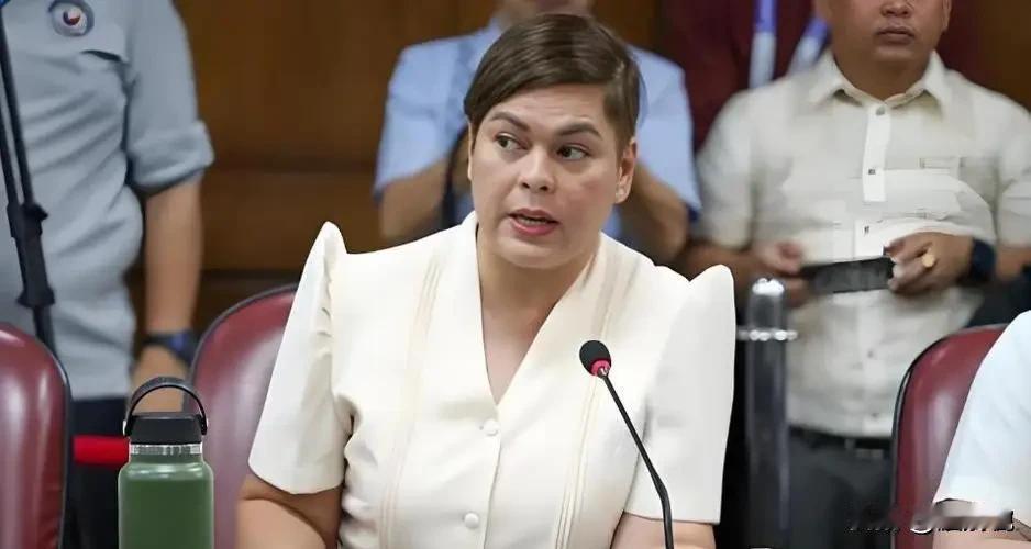 菲政坛大地震，莎拉取消五国行，67亿赃款被扒，父女俩彻底栽了？4月23日，马尼拉