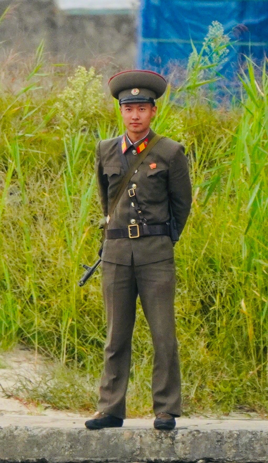 本虎拍了一些朝鲜新义州的众生相给大家看看这两年的朝鲜吧。感觉这几年朝鲜缓过来了，