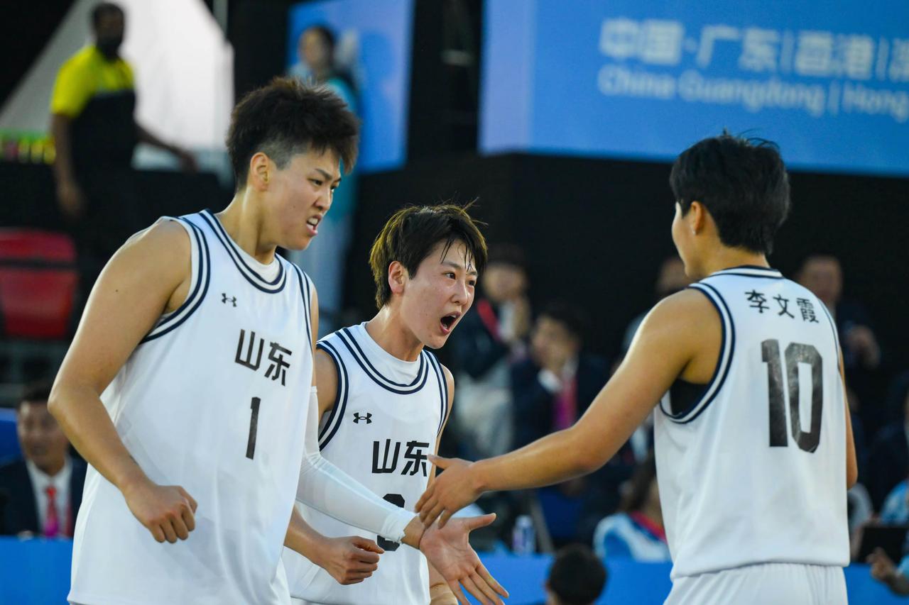 哪些队伍为保全运会女篮项目而做人员大调？例如山东女篮，即把自己队内一线主力队