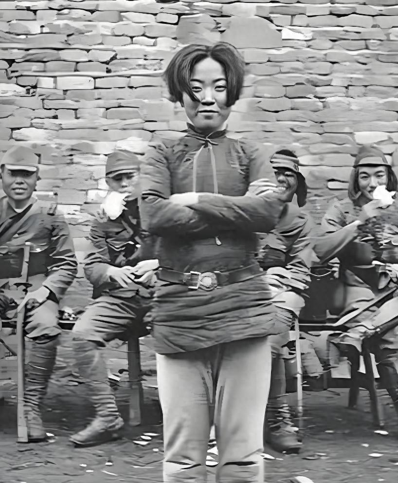 “我什么也不知道！”1938年，抗日女英雄成本华被日军吊在房梁上，用通电的铜棒电