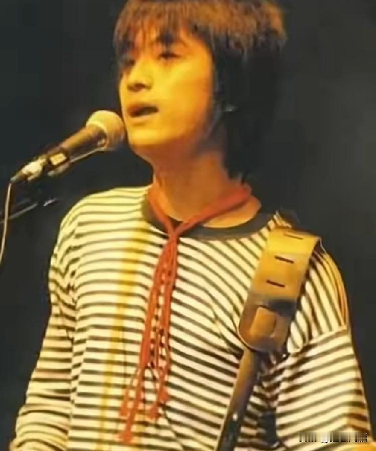一代摇滚音乐人何勇，魔岩三杰之一，年仅57岁在北京离世，让人唏嘘不已。当年