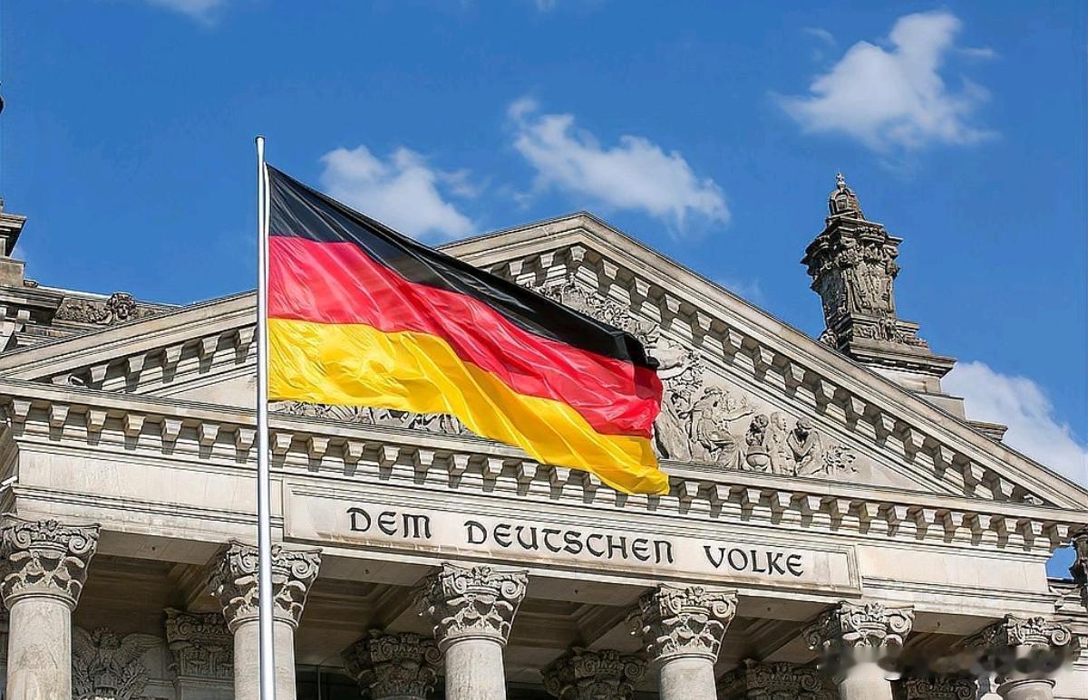 德国撤兵了，面对特朗普的压力，德国一天都没有坚持住！特朗普刚宣布要对欧洲八国加关