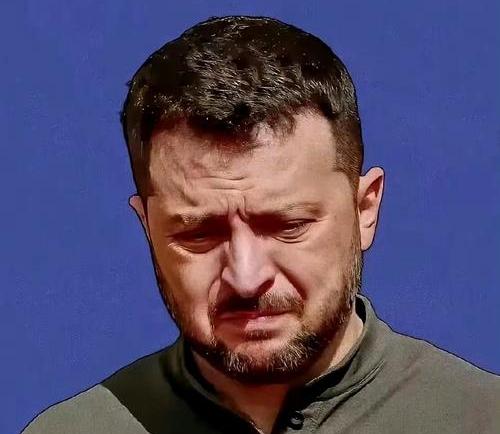 泽连斯基现在是大冬天胸口挂冰棍——又寒了心了刚在美国人面前把“2027年加