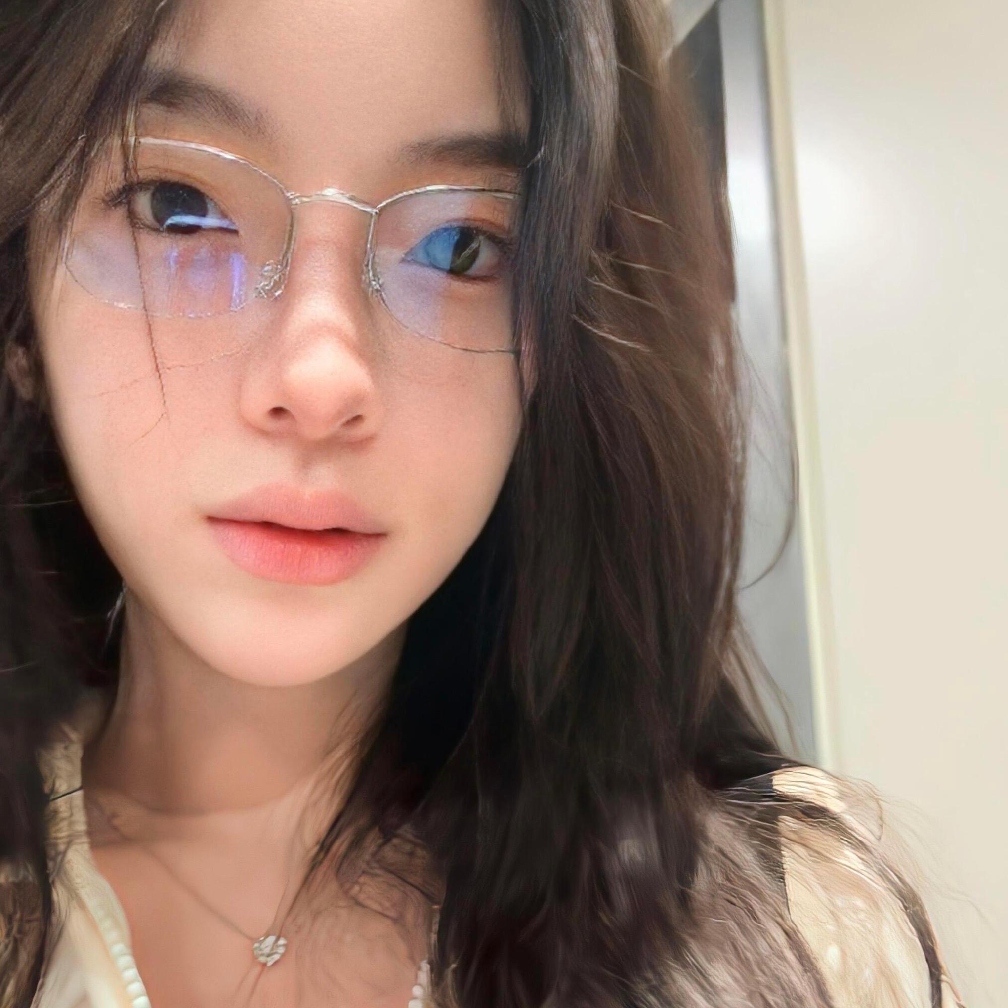 Millionsoftimes-女頭