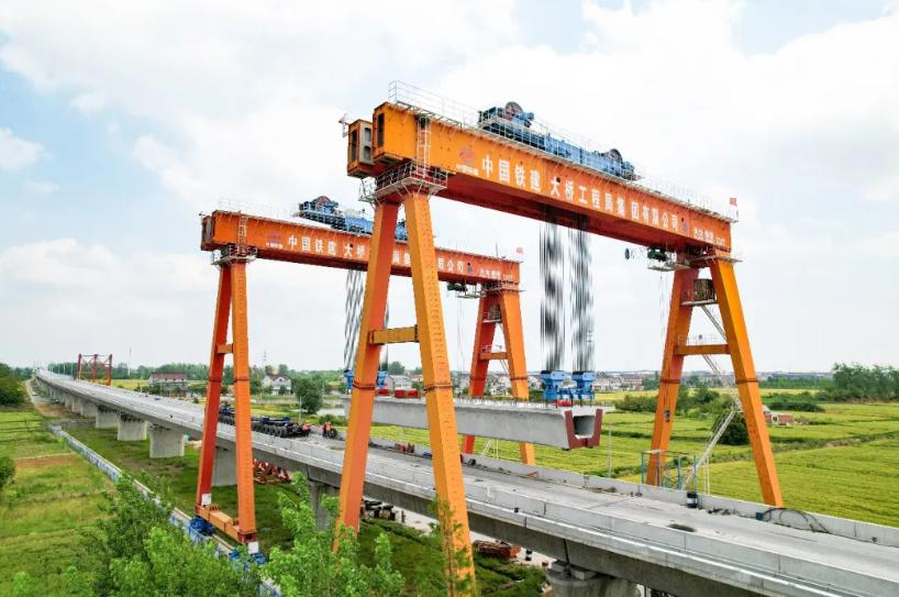 宁淮高铁：全面转入架梁新阶段截至2026年5月中旬，全线箱梁预制任务已全面完成