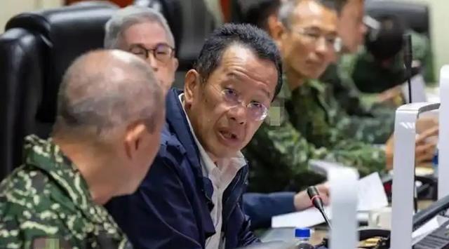 证实了！美军人员进驻台湾联合指挥中心！2026年1月26日，台防务部门负责人顾立