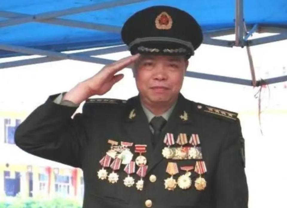 “隆志勇回来了？怎么可能？他不是被敌人打死了吗？”1985年，我军一侦察兵“死而