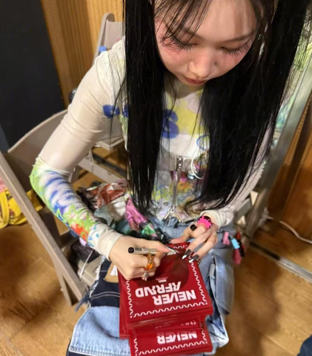 原来这才是父母对儿女真正的托举，父母骄傲，儿女幸福。就在刚刚，小沈阳关于女儿专
