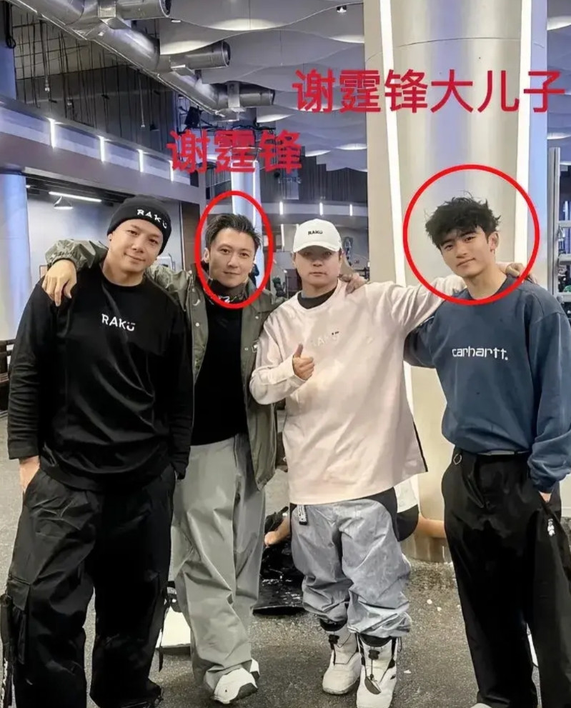 明明谢霆锋和张柏芝生了2个儿子，但是谢霆锋为什么只带大儿子去迪拜旅游？我一开