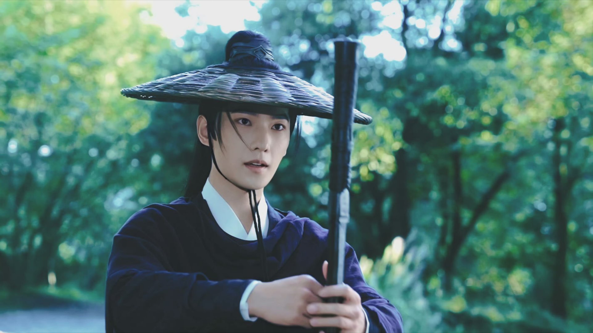 杨洋章若楠方逸伦换头像终于等到《雨霖铃》开播啦，三位主演默契换头像，一🐱一?