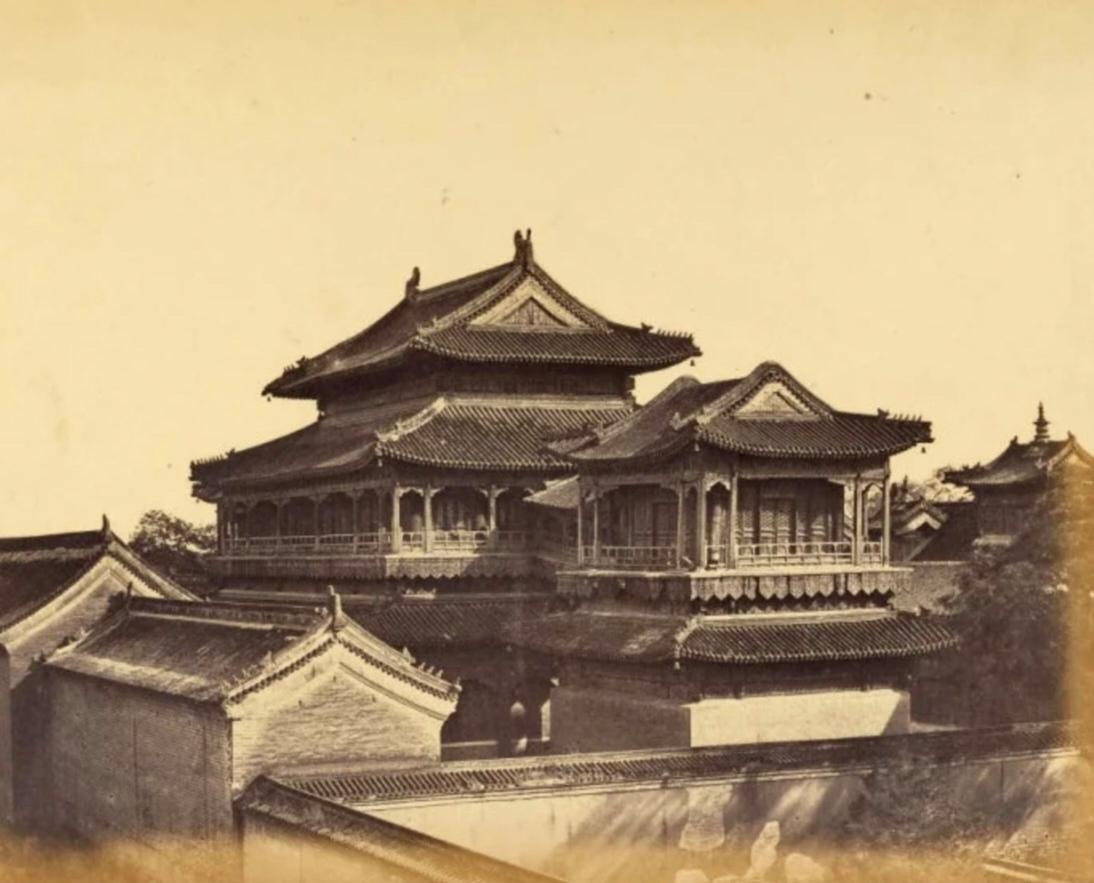 再回首历史珍贵老照片1960年，时年的北京城……