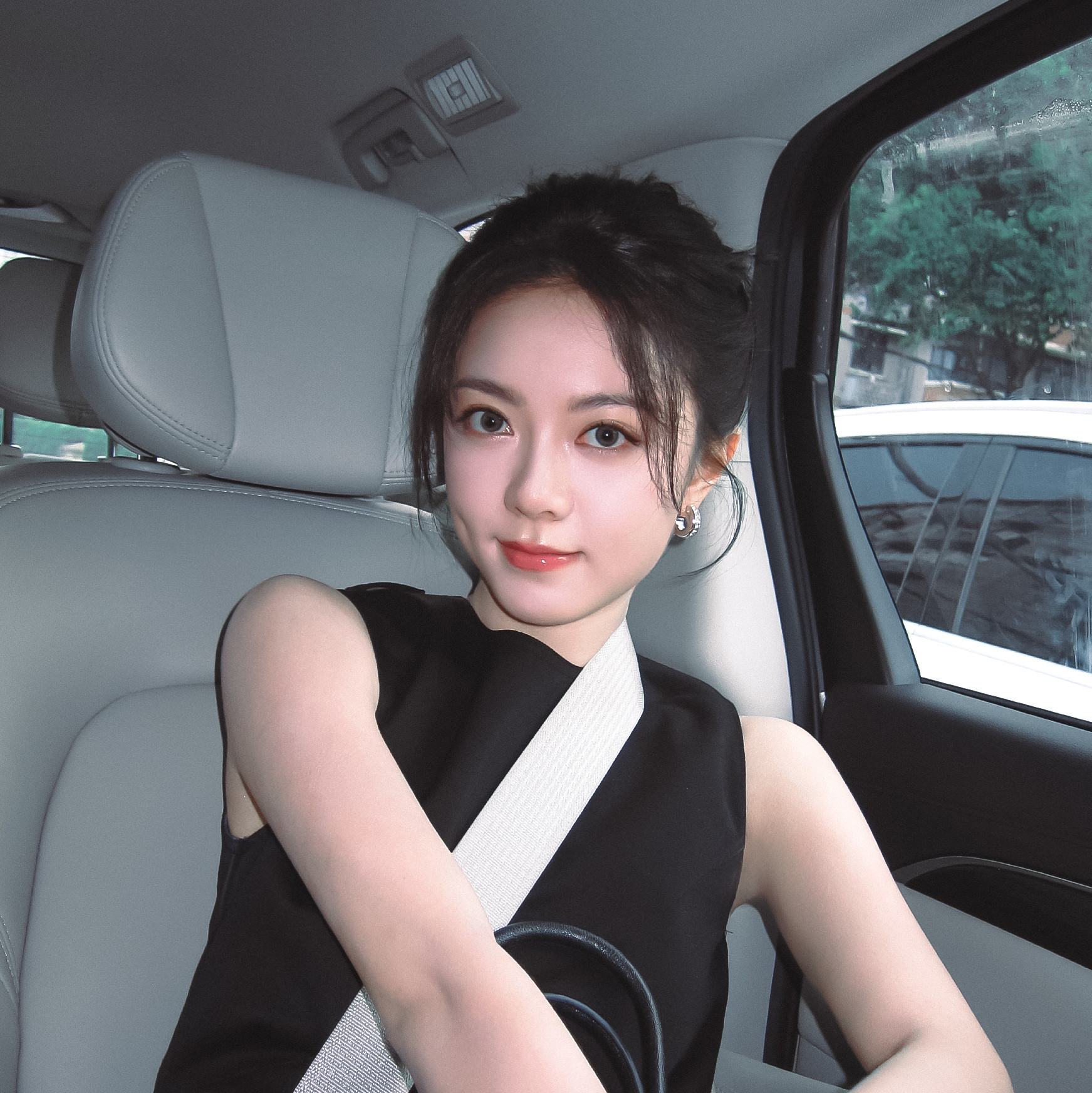 赵今麦好像一只萌萌的小猫哦嘻嘻
