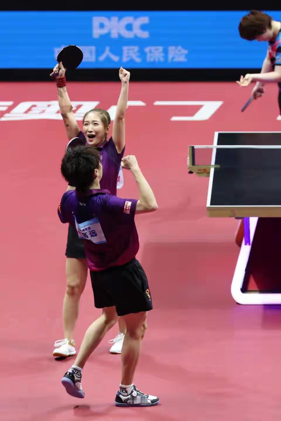 诗远组合获得冠军，他们的教练张超却惹得议论纷纷。邓亚萍一句话，说出原因。