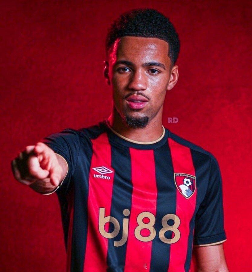 据天空体育转会专家Topskills独家报道，伯恩茅斯已正式就个人条款与阿森纳的