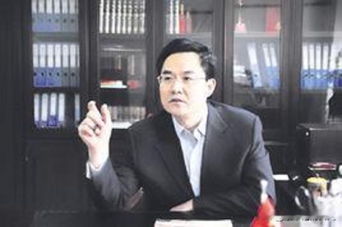 5月21日，刘东军“栽了”的消息，淄博市流传开来，引起了不小的震动。看了一下他的
