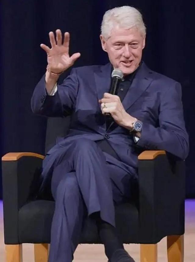 美国前总统克林顿的一句话，前段时间在全球掀起了不小的波澜，这位曾经执掌白宫八年的