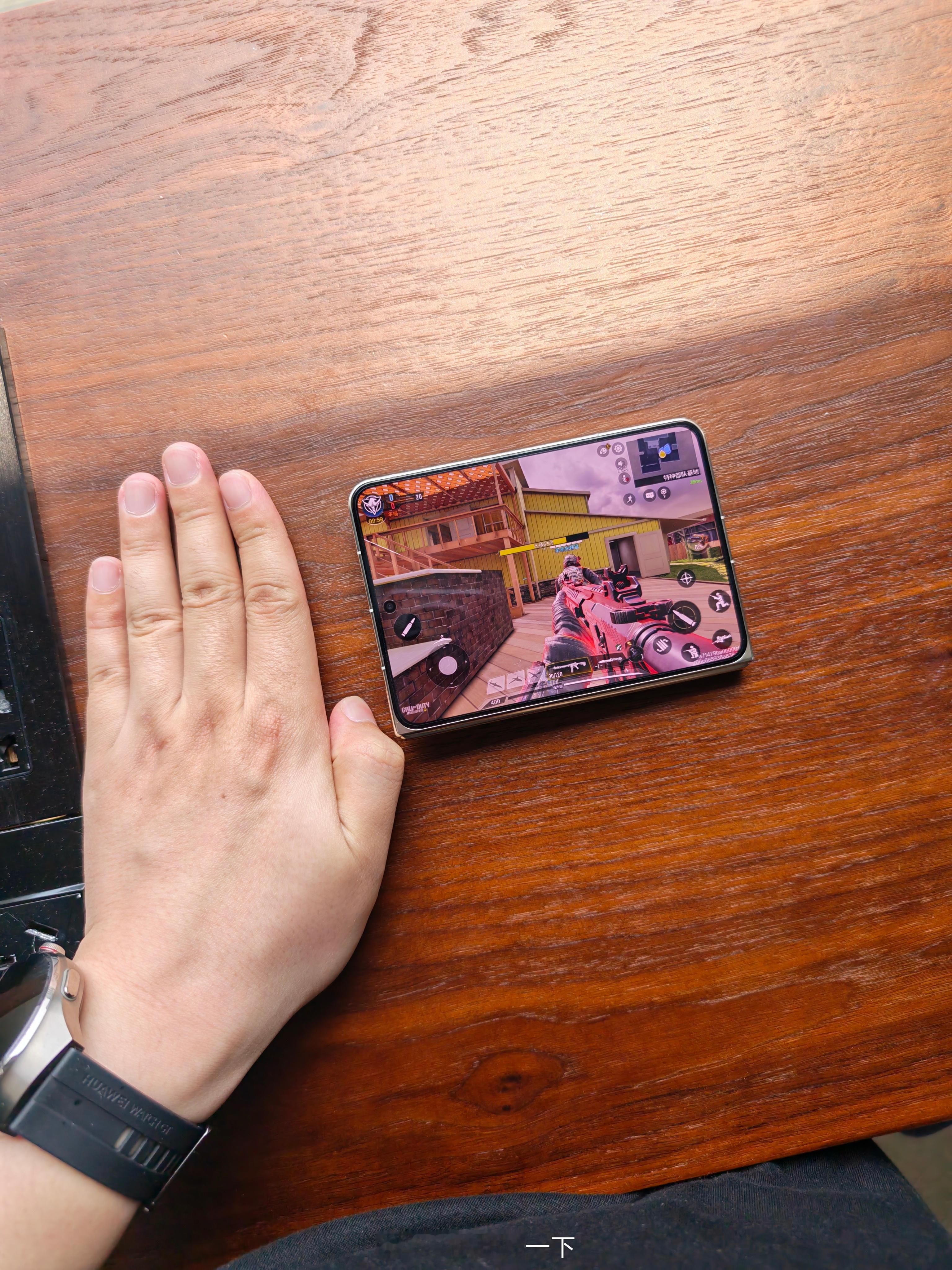 用华为PuraXMax打游戏也是个不同的体验感觉新品驾到