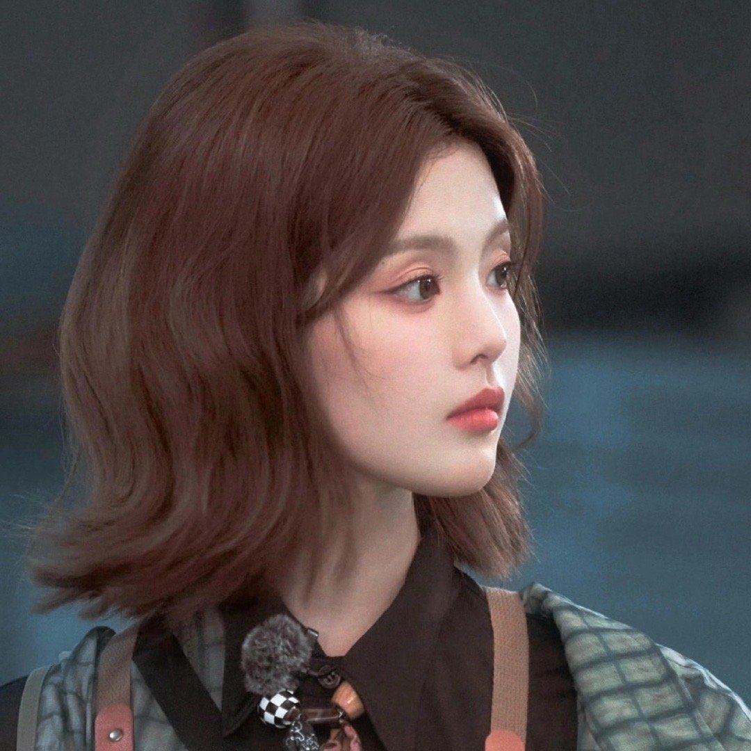 杨超越妥妥的建模脸啊