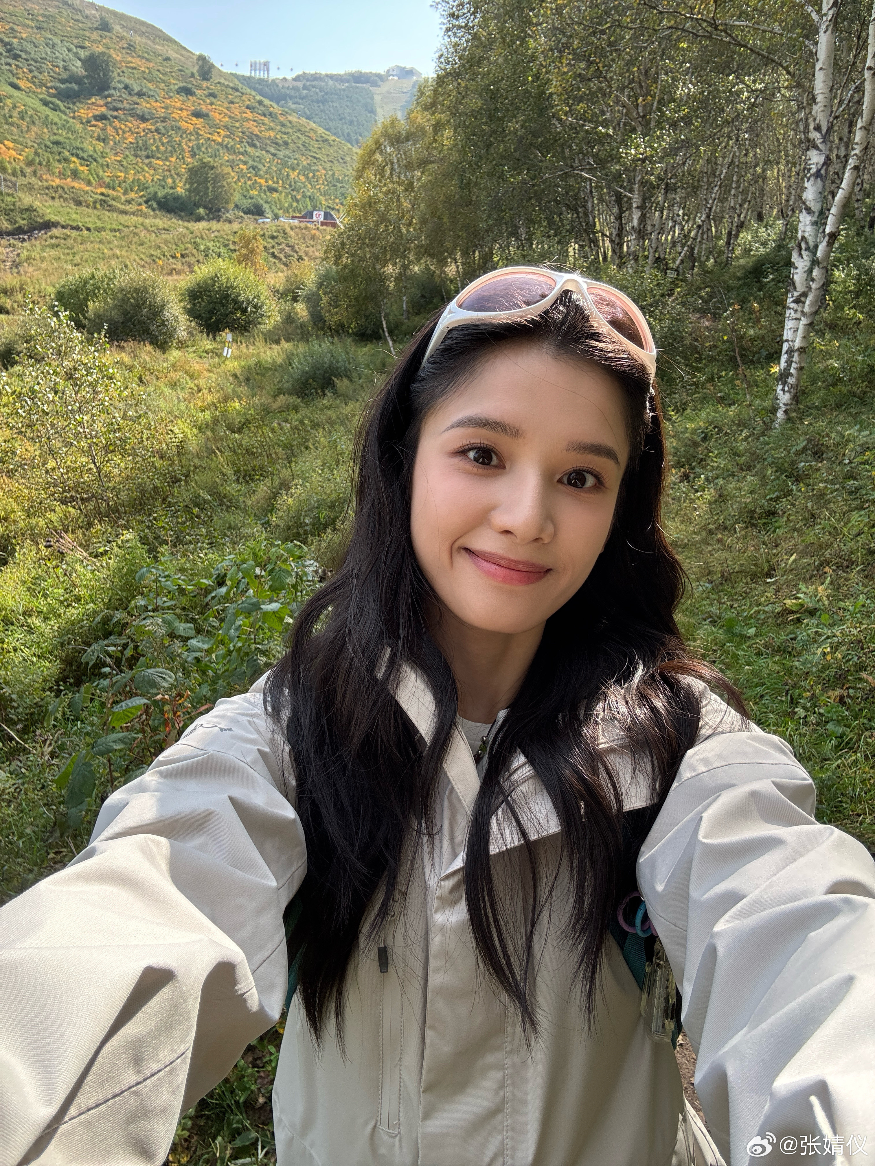 张婧仪最新物料美丽的妹妹​​​