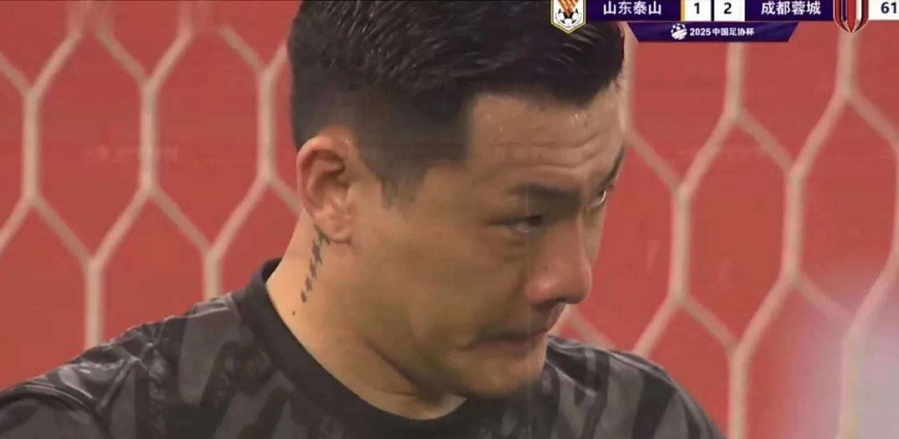 罗慕洛的任意球打的王大雷怀疑人生，人生首次被同一个人在一场比赛里射进两个任意球