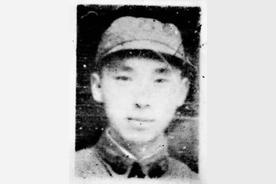 1941年皖南事变爆发后，邓子恢的长子邓毅生不幸被俘。他化名李德盛，被关押进上饶
