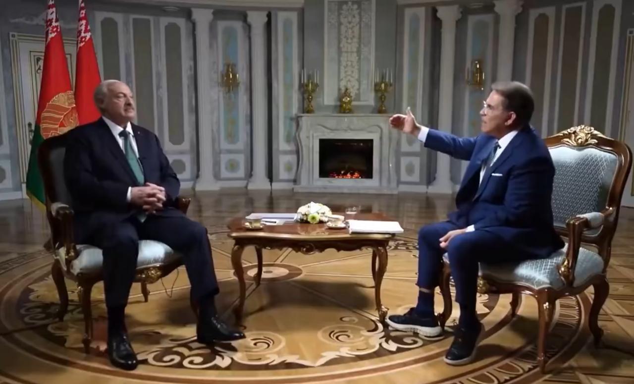 卢卡申科：如果美国连伊朗都对付不了，就别去得罪中国了。4月6日，卢卡申科在明