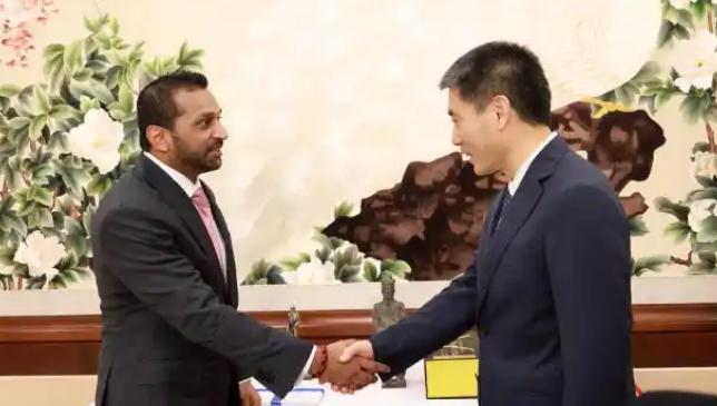 成了，中国和美国谈成了。可以说，这次美国FBI局长帕特尔奔赴北京，和中国代表进行