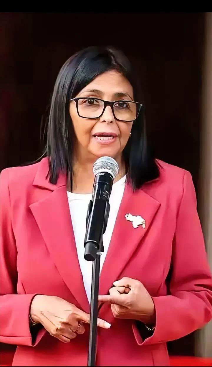 可笑又可悲！罗德里格斯到现在才看清，自己从头到尾都是美国的棋子，被耍得团团转，最