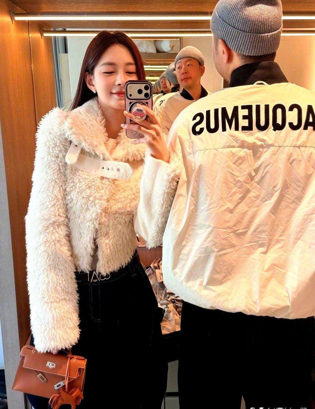 杜海涛瘦了，沈梦辰变美了，但大家最羡慕的，还是那句：“没孩子的快乐谁懂啊”。