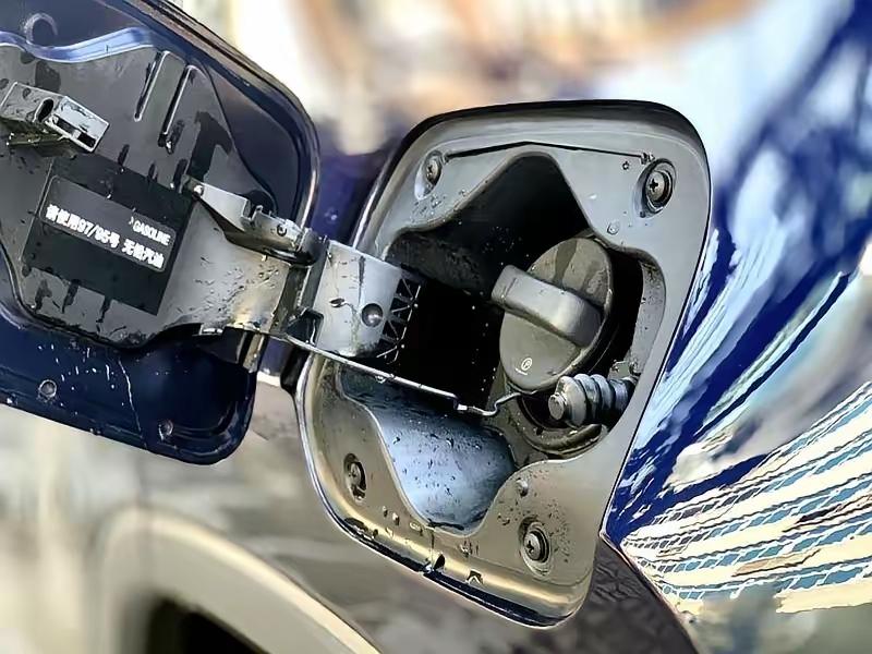 摩托车上这个“保命开关”，今天必须搞明白99%的车主不知道：摩托车根本没有两