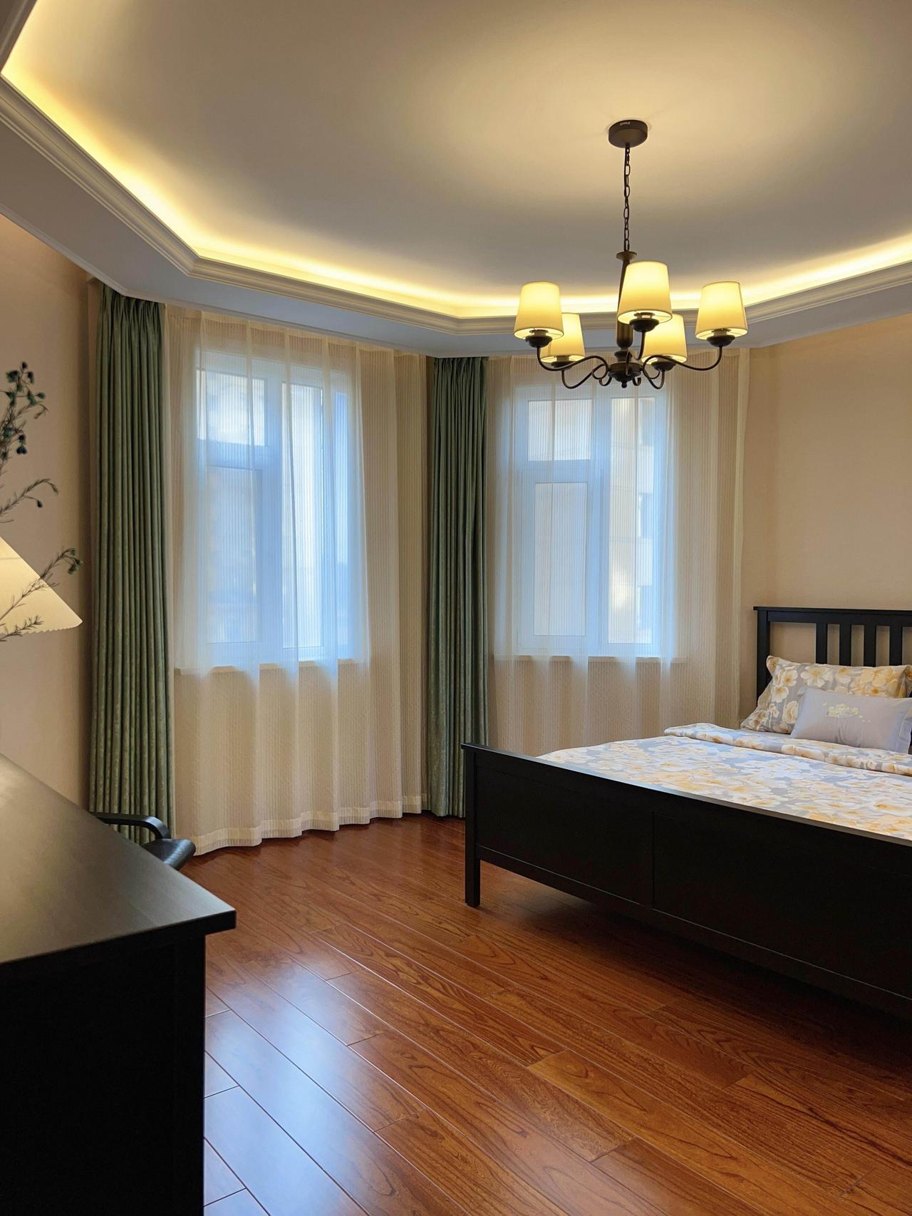 和爱干净的女生结婚是什么样的体验，家里干净敞亮，空气中都是清新的味道，也没有杂乱