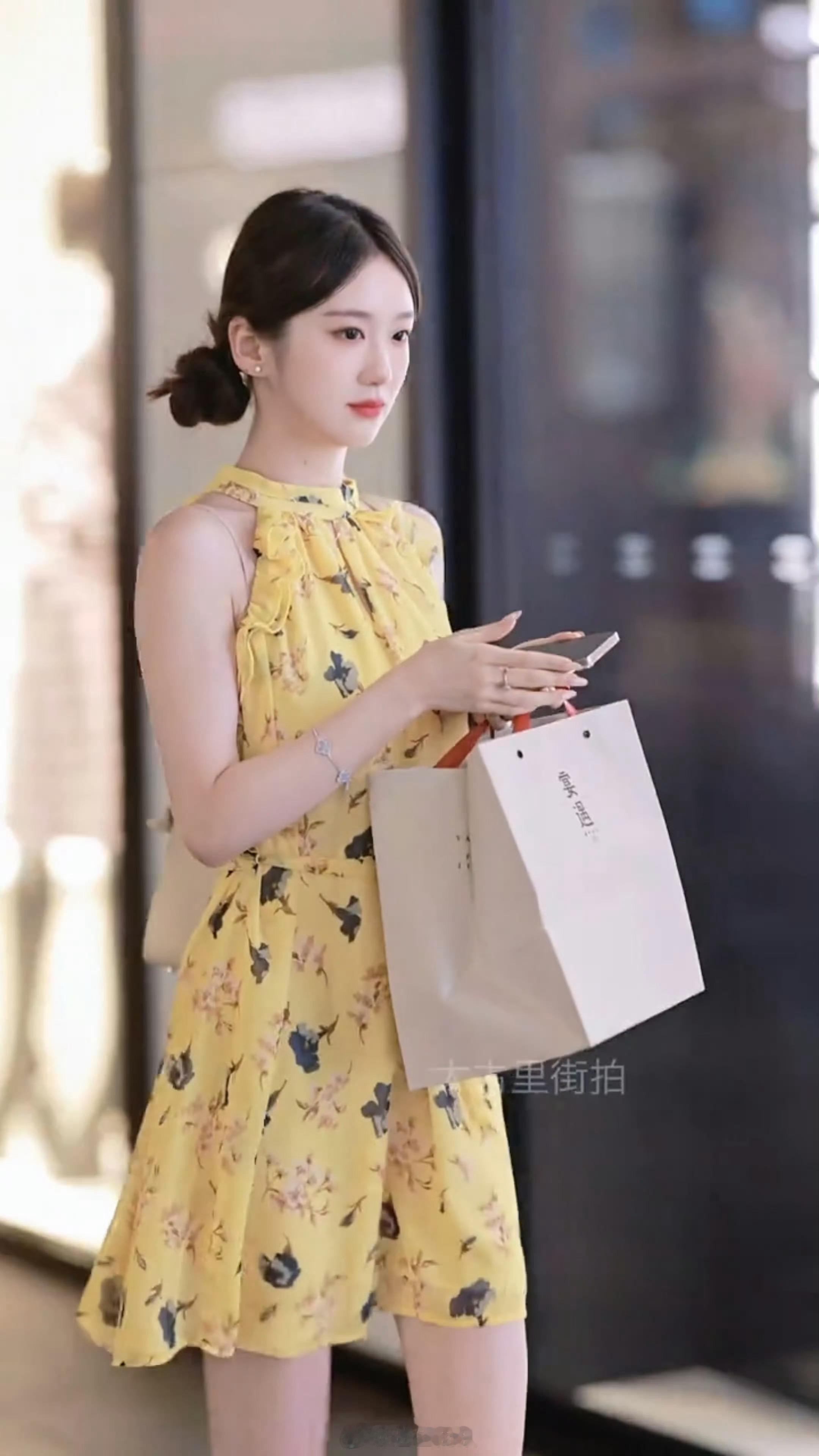 【成都街拍】上周街拍集锦（二）丨摄影拍照每日穿搭​​​