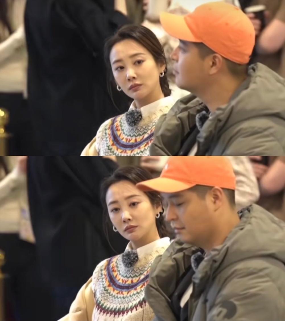 这么漂亮的老婆在身边，马頔却着急赶着和周公有个约会，李纯看上去跟剧里一模一样