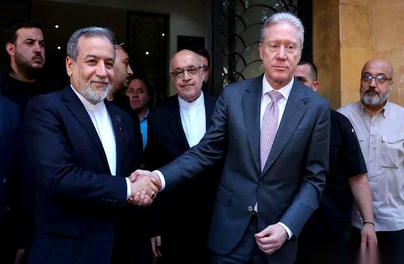 黎巴嫩外长，直接在社交媒体上开喷了。指名道姓，对着伊朗。说你就是我们这片儿所